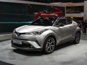 Toyota привезла на автосалон в Женеву серийный C-HR Фото(2) - Авторегион36